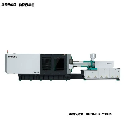 Machine de moulage par injection d'articles sanitaires